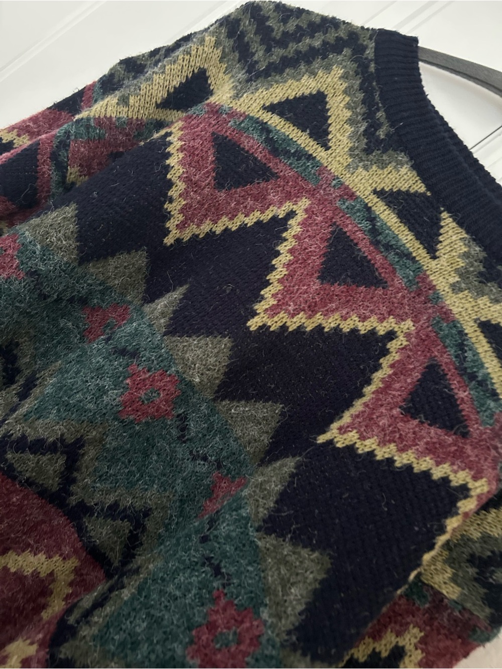 Multicolored Geometric Pattern Crewneck Sweater - Picture 2 of 4